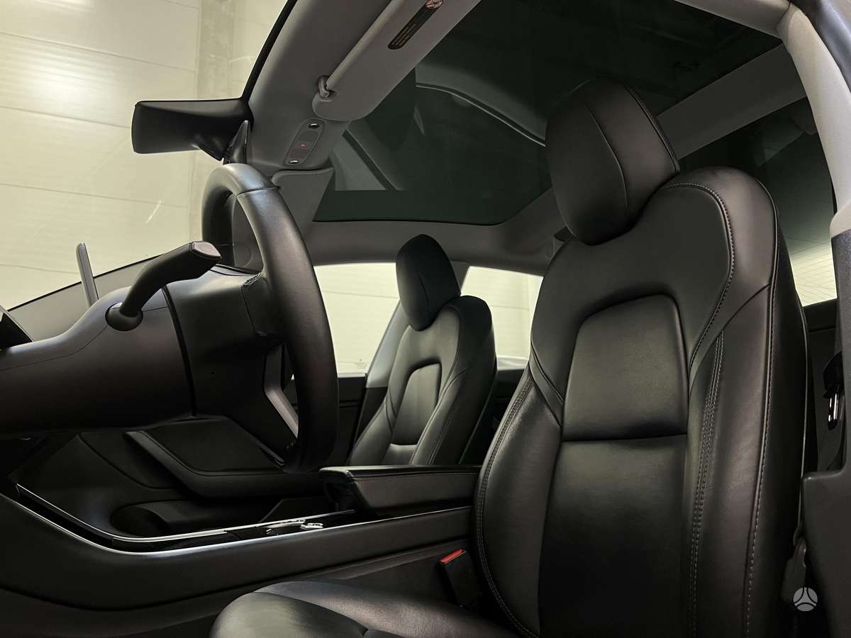 Tesla Model 3, 77 кВт·ч, Седан