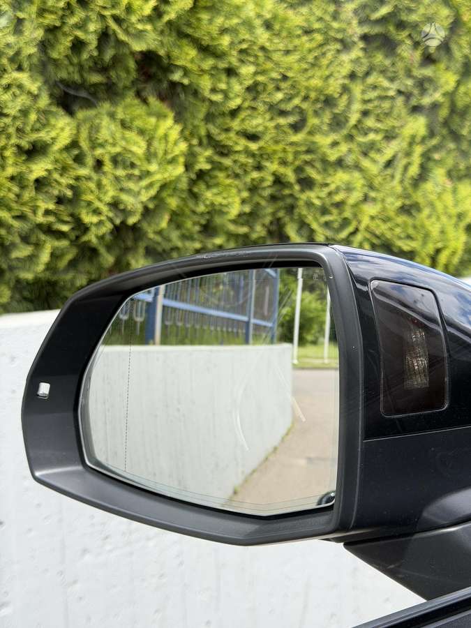 Audi Q7, 3.0 l., off-road / crossover