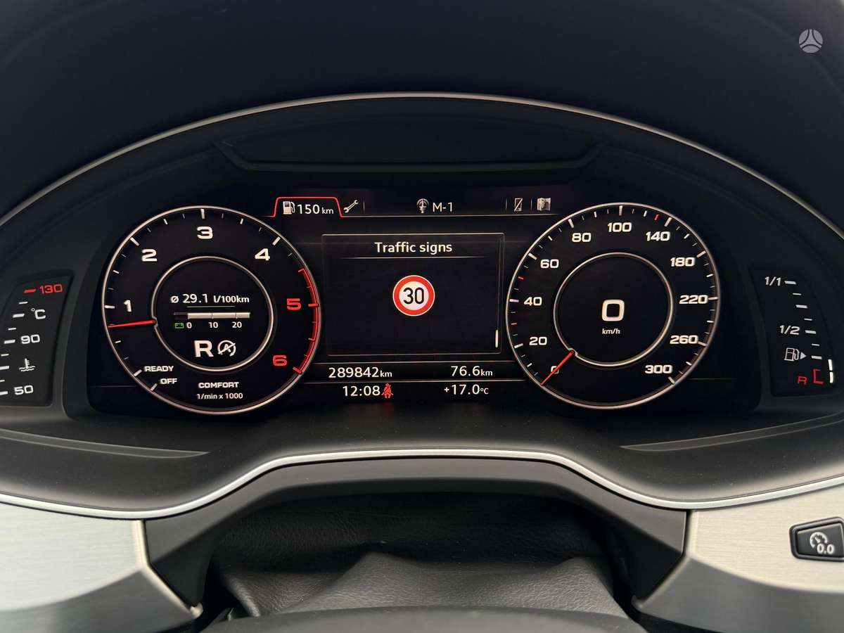 Audi Q7, 3.0 l., off-road / crossover