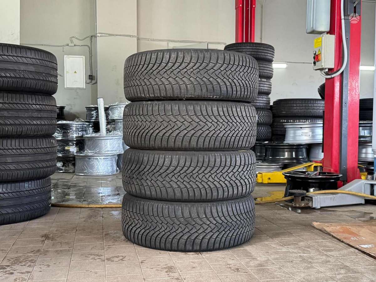 Falken EUROWINTER HS01 | 2022, winter 235/55 R19