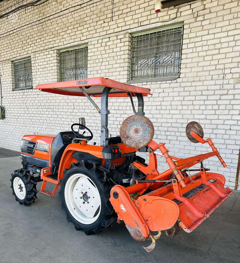 Kubota GT19, тракторы