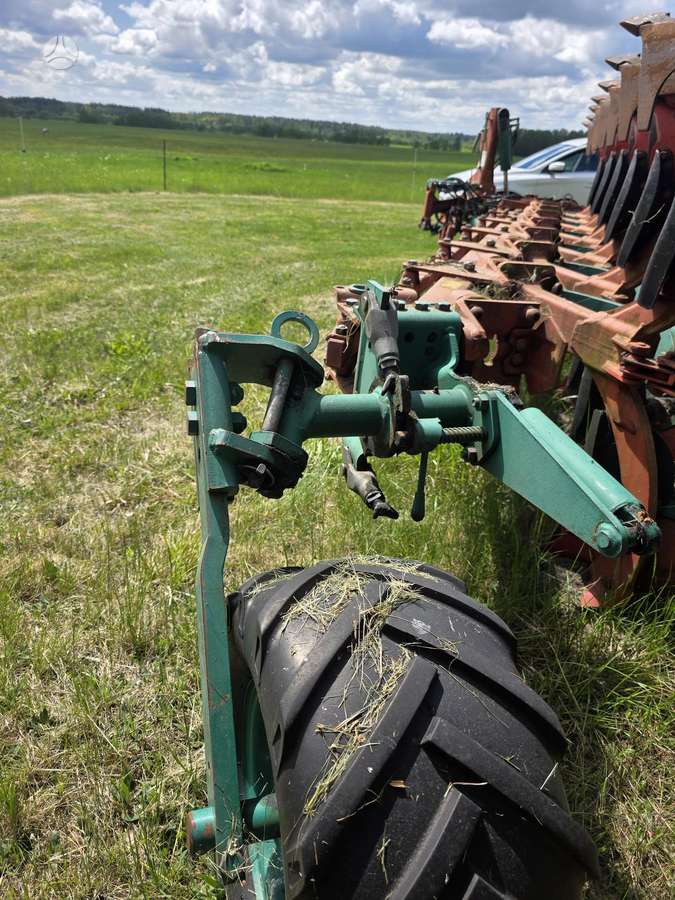 Kverneland Ecomat 650, plūgai