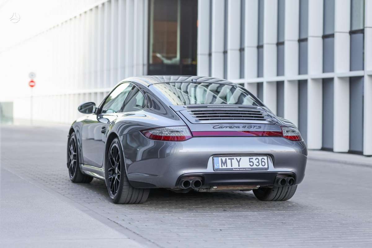 Porsche 911 - 1