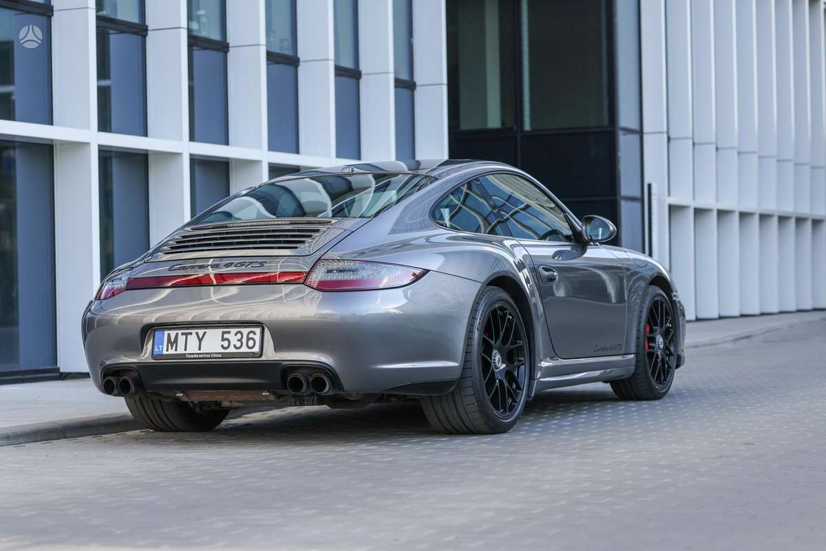 Porsche 911 - 2