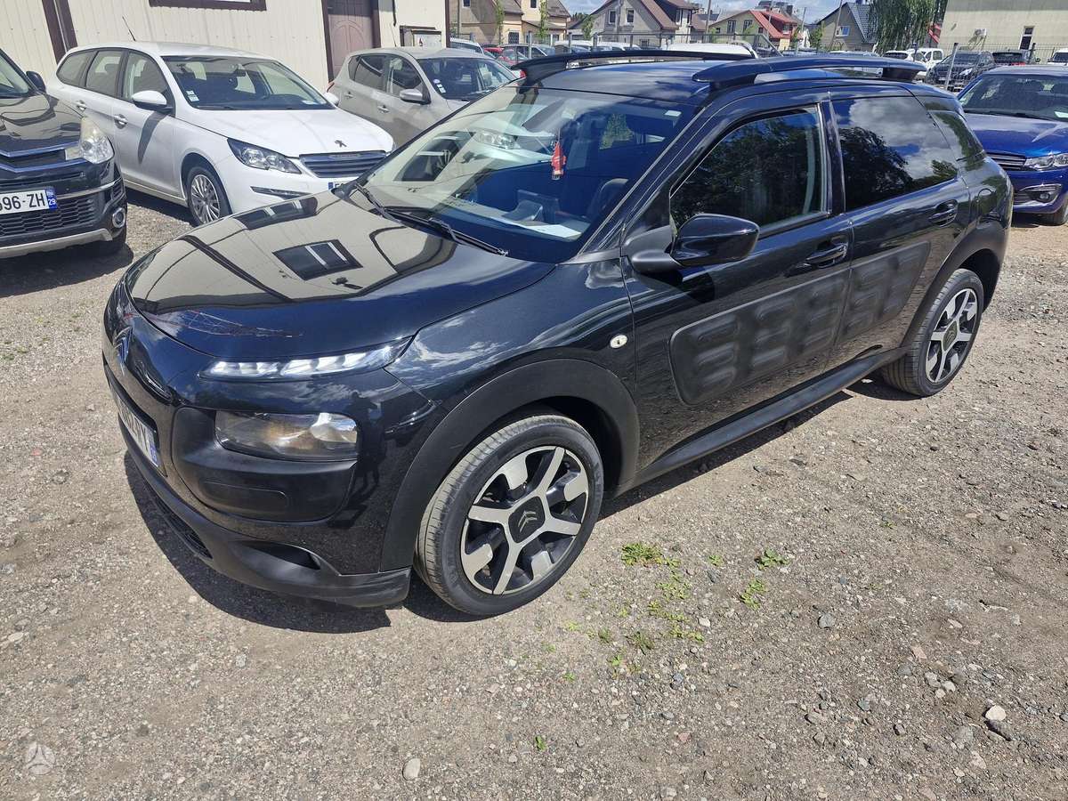 Citroen C4 Cactus, 1.2 l., Минивэн