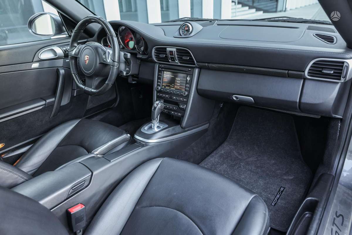 Porsche 911 - 10