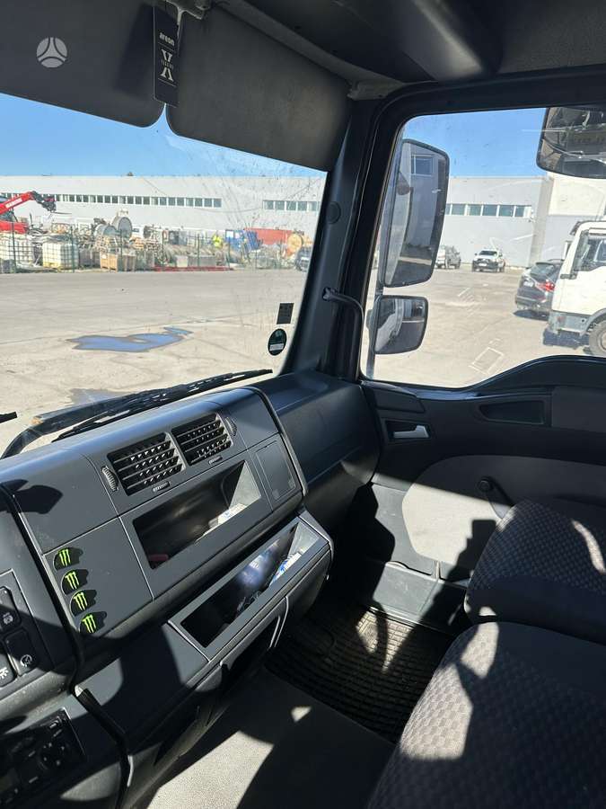 MAN TGL, box trucks / box vans