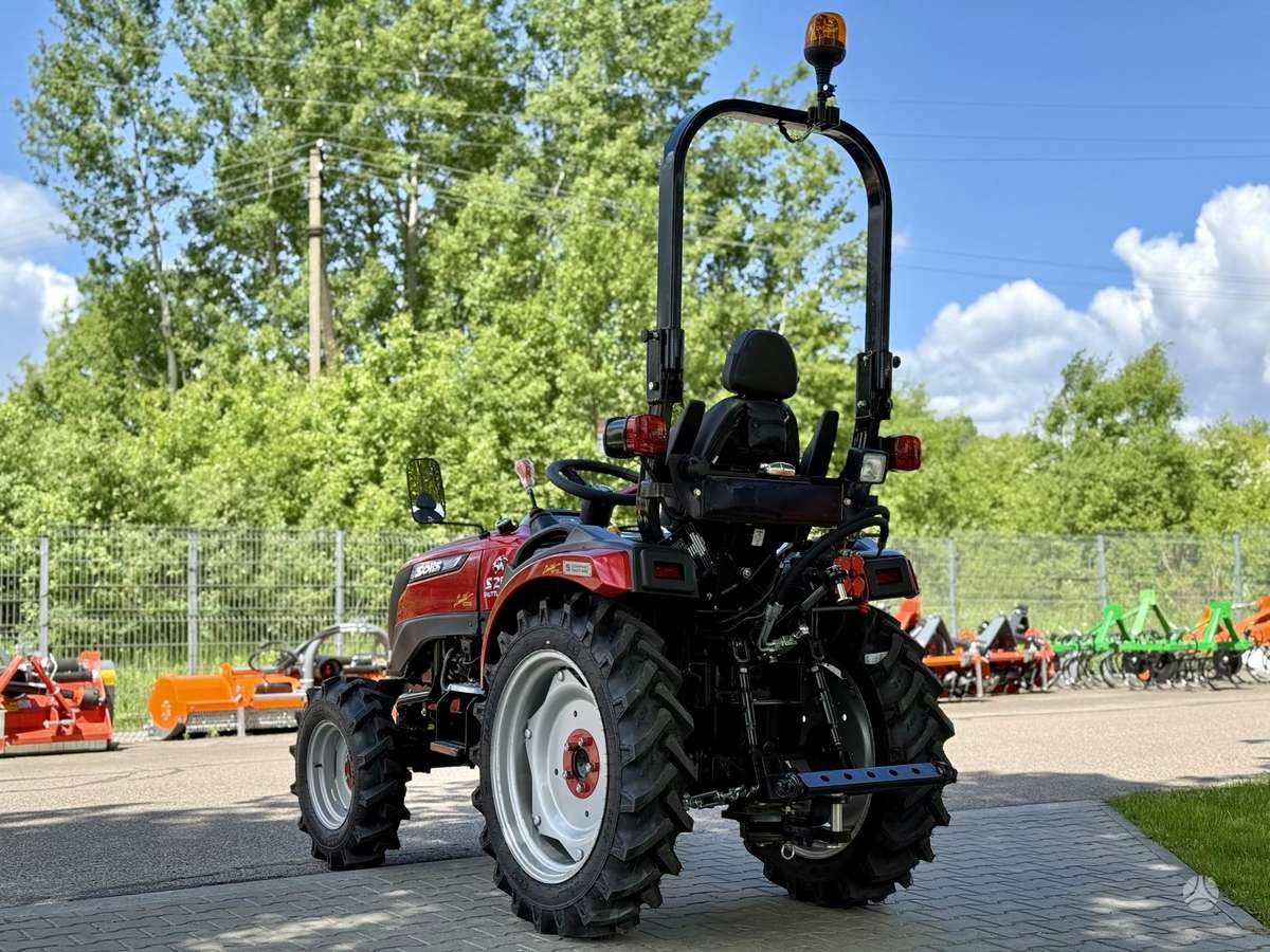 Solis S26 9+9, tractors