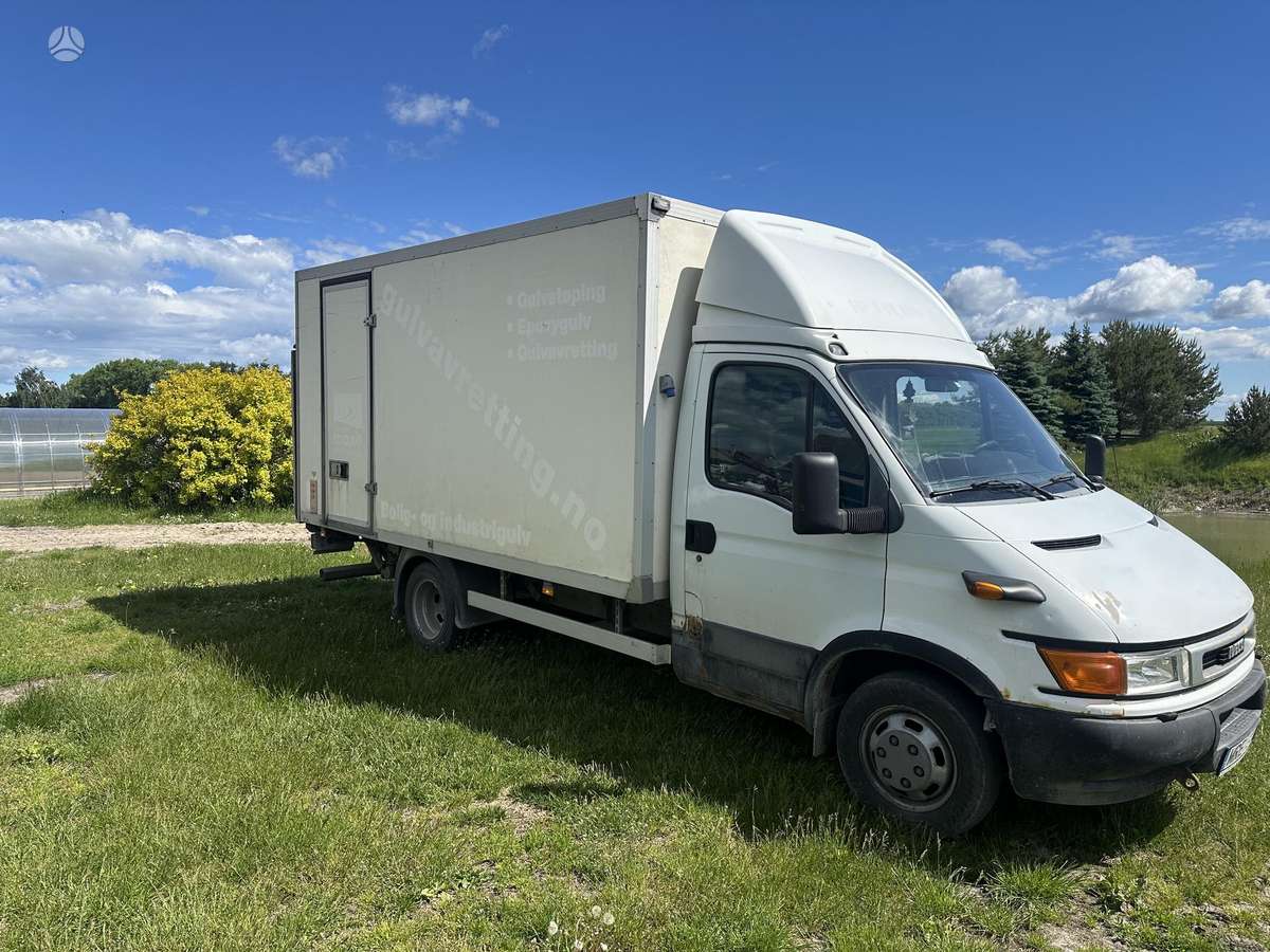 Iveco Daily, box trucks / box vans