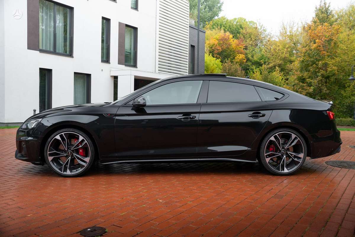 Audi S5, 3.0 l., Седан