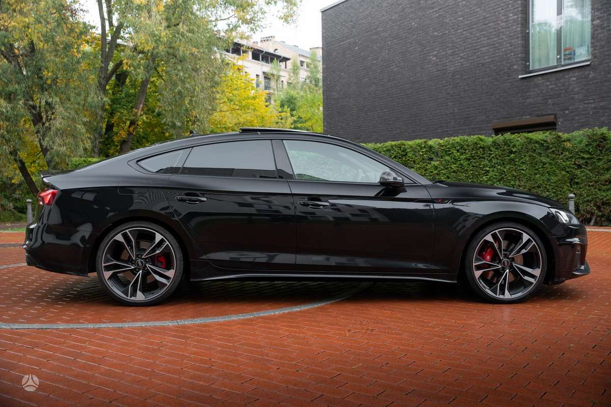 Audi S5, 3.0 l., Седан