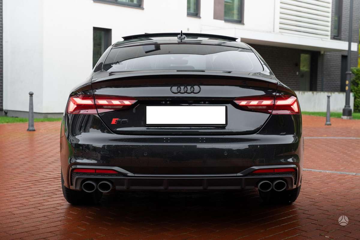 Audi S5, 3.0 l., Седан