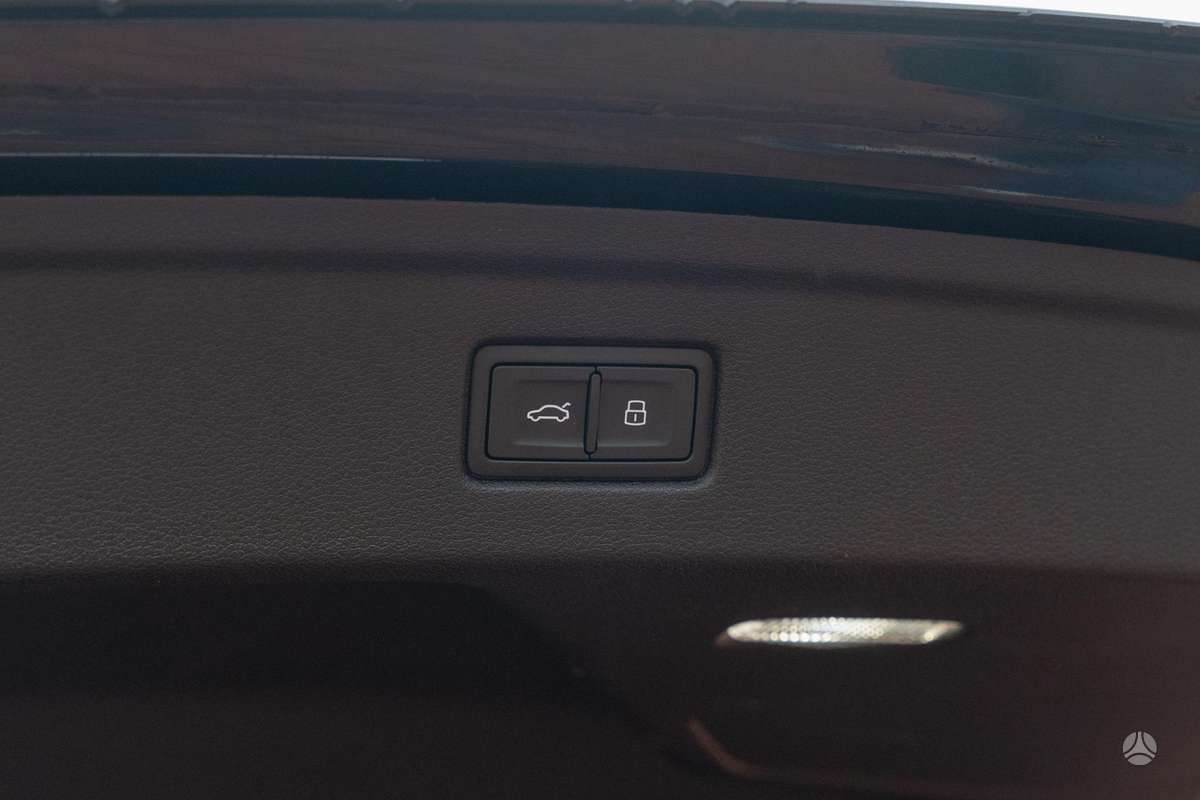 Audi S5, 3.0 l., Седан