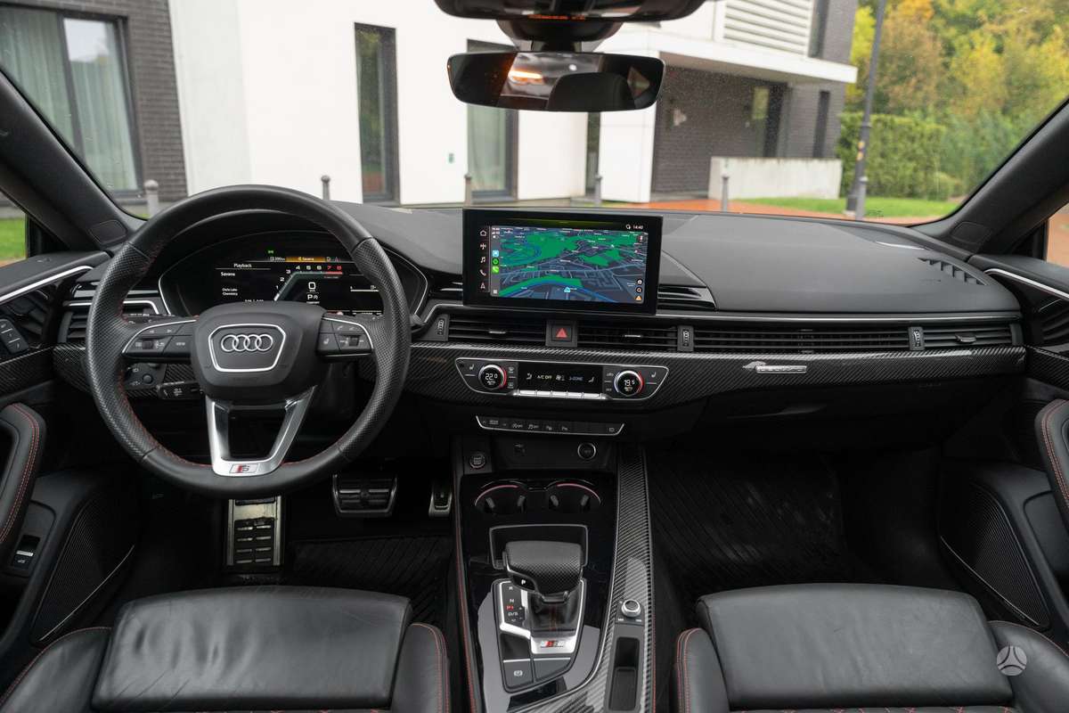 Audi S5, 3.0 l., Седан