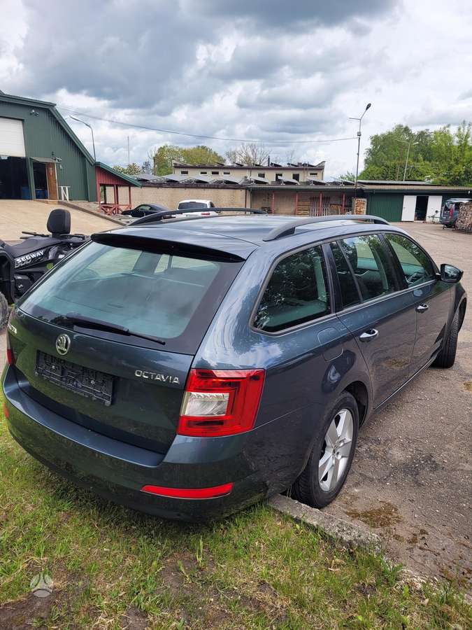 Škoda Octavia - 3