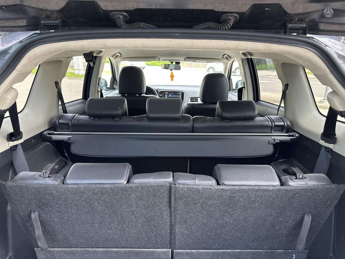 Mitsubishi Outlander, 2.3 l., Минивэн