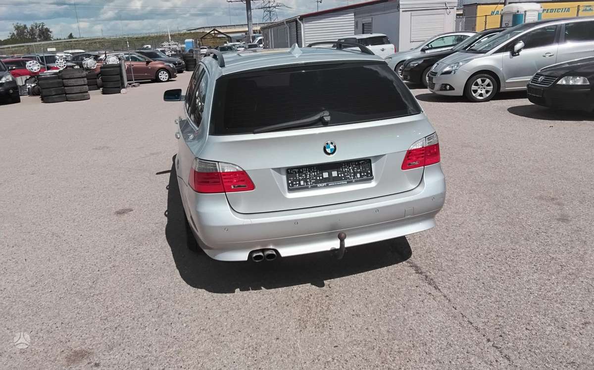 BMW 525, 3.0 l., wagon