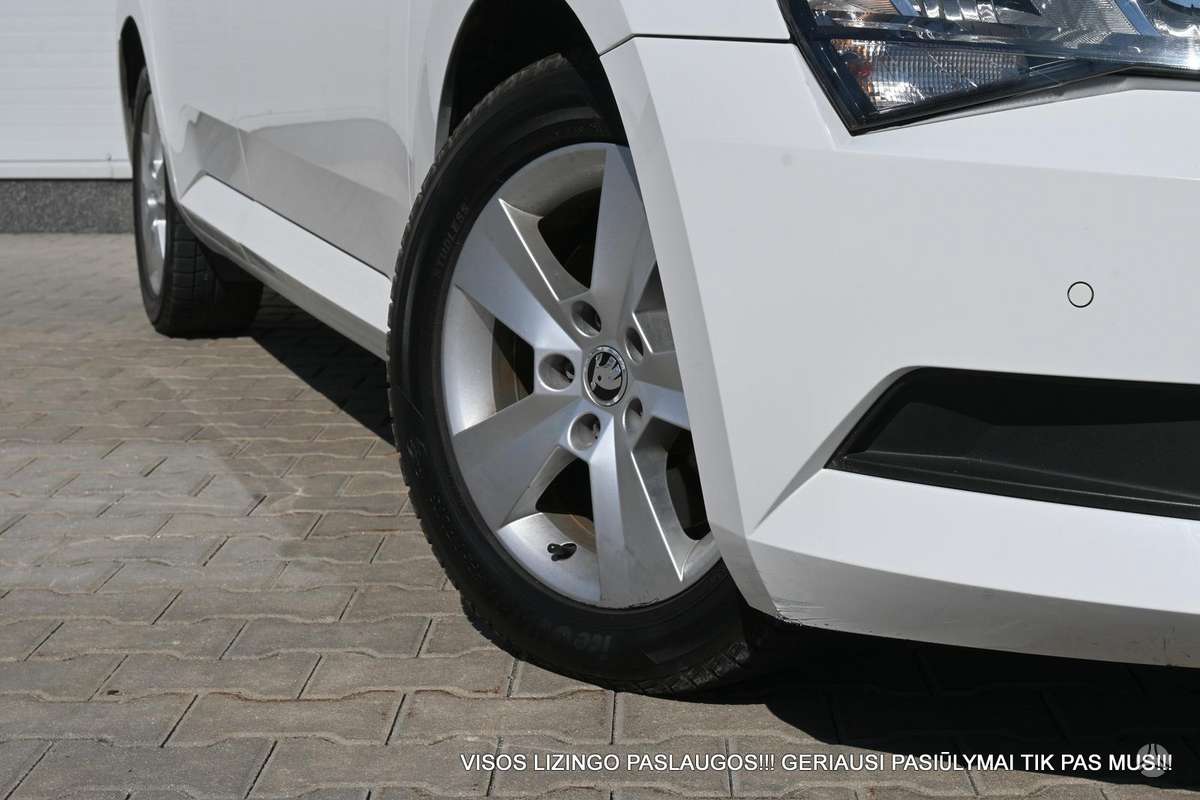 Skoda Superb, 1.6 l., Хэтчбек
