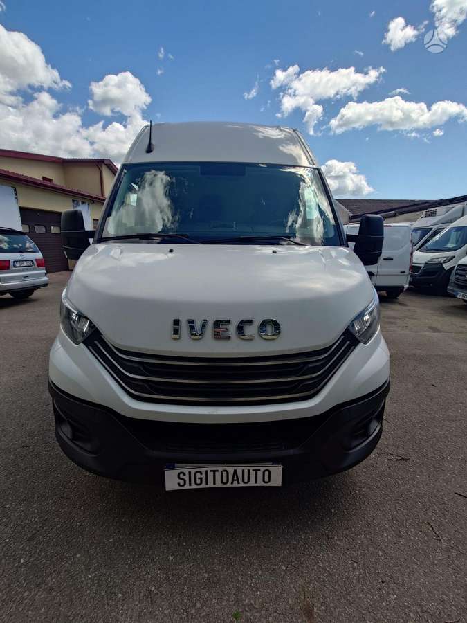 Iveco Daily, 2.3 l., cargo van