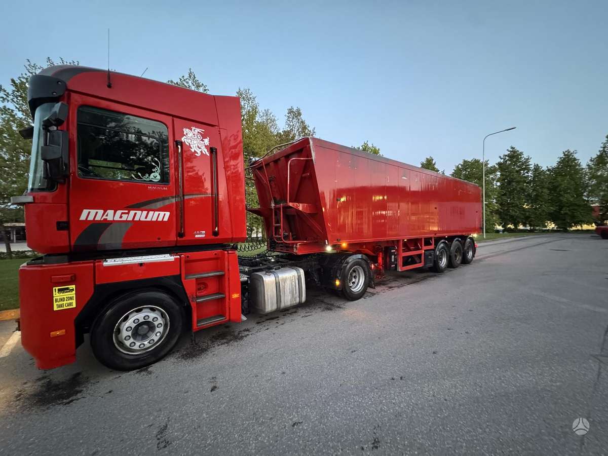 Renault MAGNUM, 2 miegamosios vietos