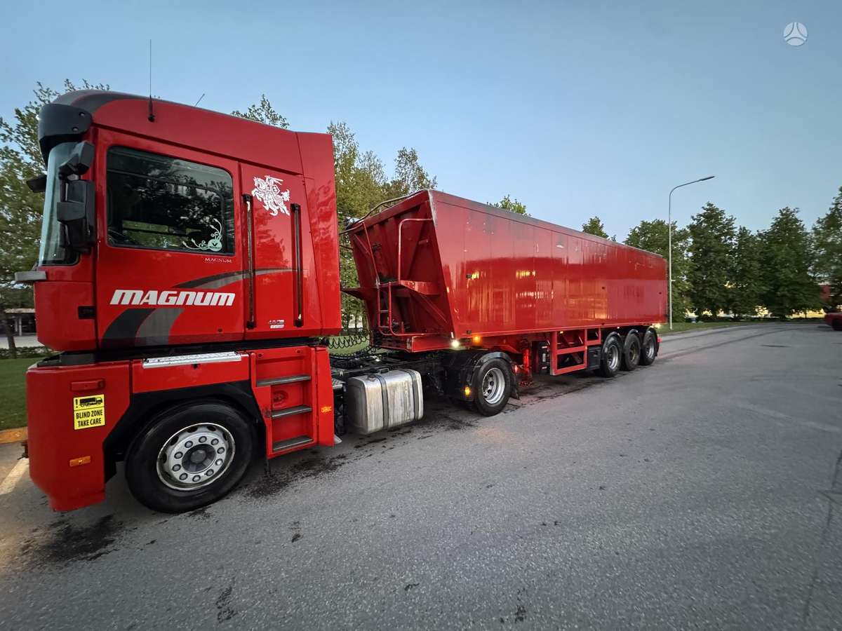 Renault MAGNUM, 2 miegamosios vietos