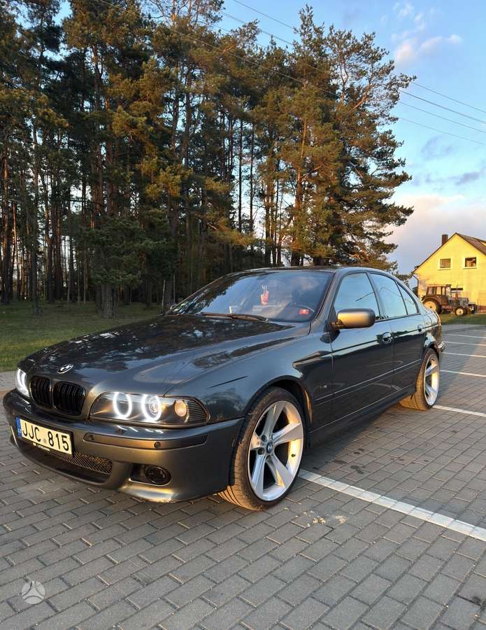 BMW 530, 2.9 l., Седан