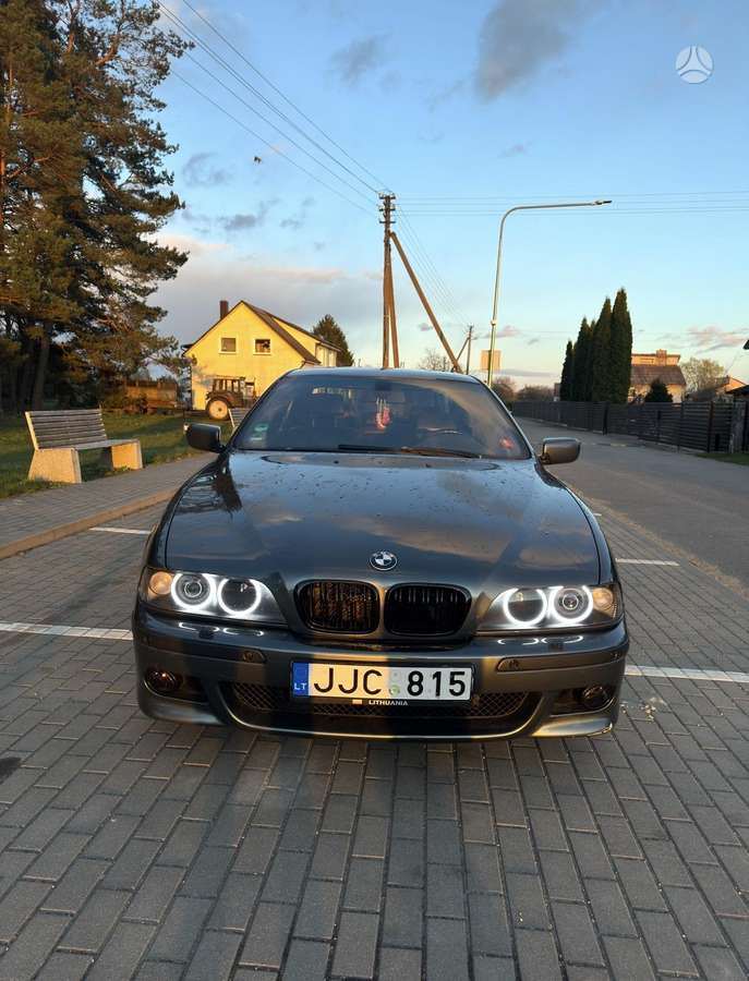 BMW 530, 2.9 l., Седан