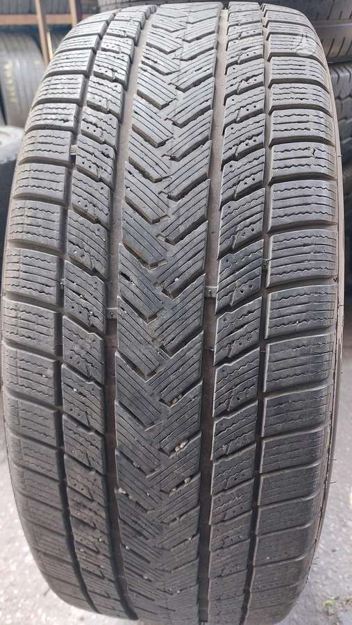 Firestone , Continental M+S, летние 245/45 R20
