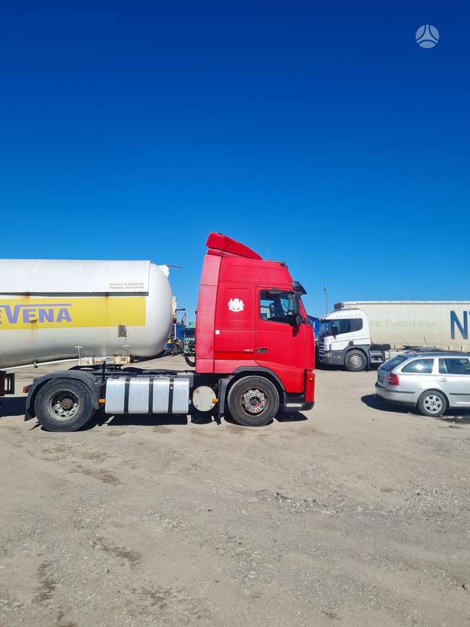 Volvo FH12  ADR, double sleeper