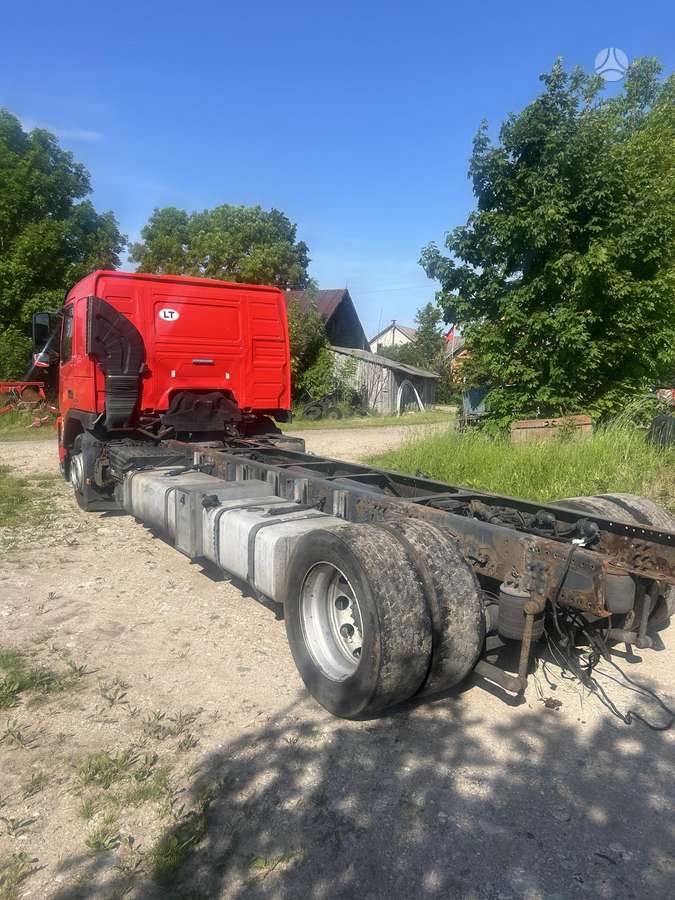 Volvo FM 440, шасси