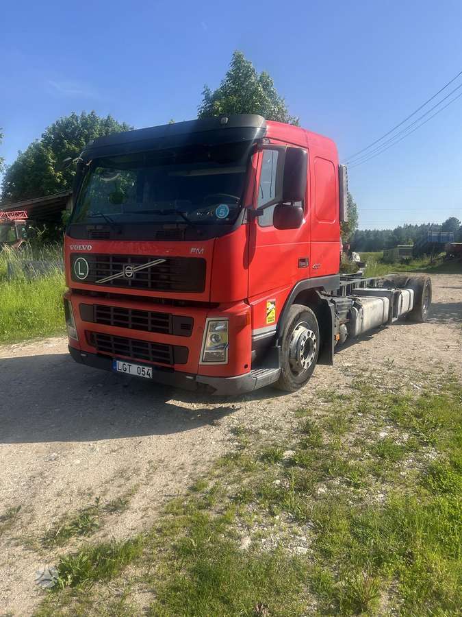 Volvo FM 440, шасси