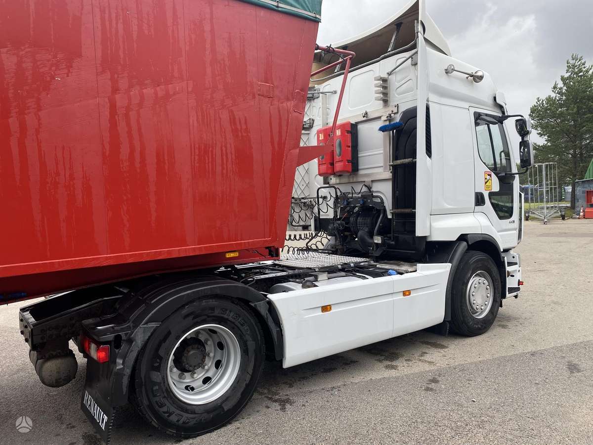 Renault Premium, double sleeper