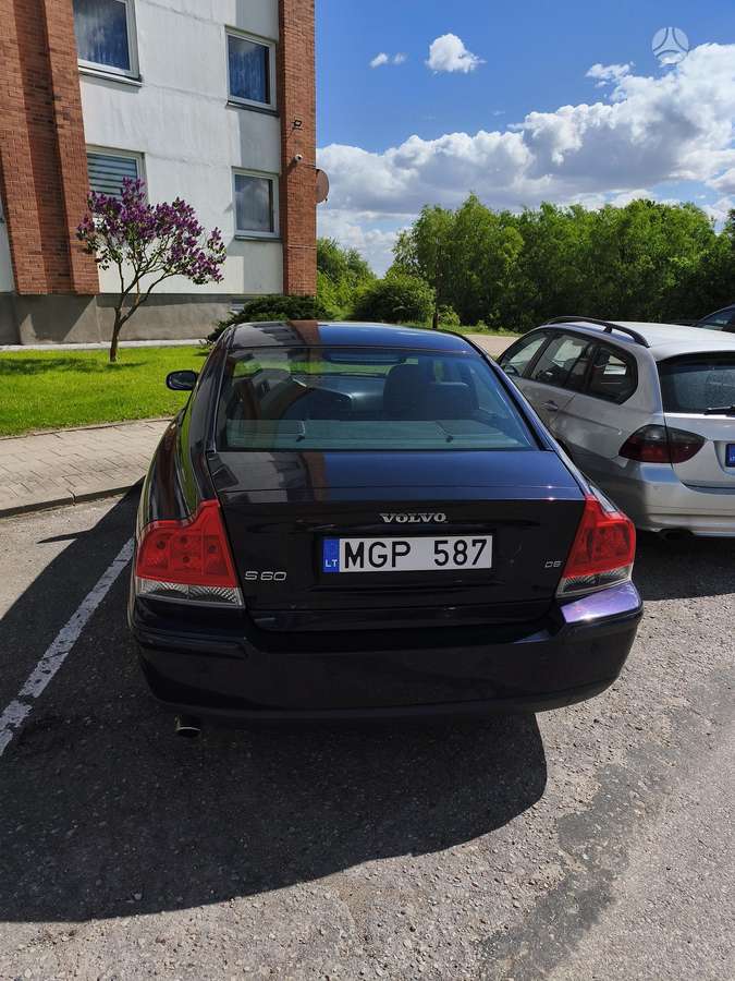 Volvo S60, 2.4 l., Седан