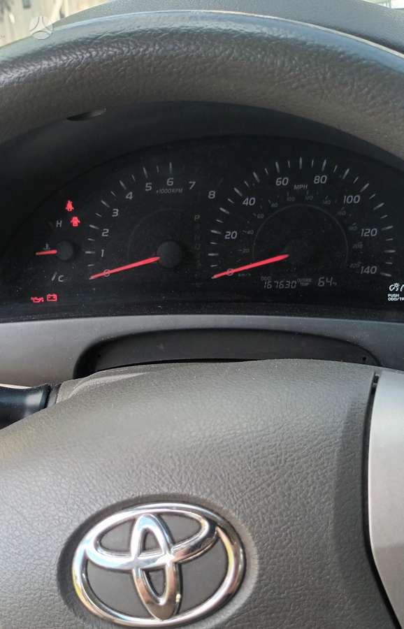 Toyota Camry - 6