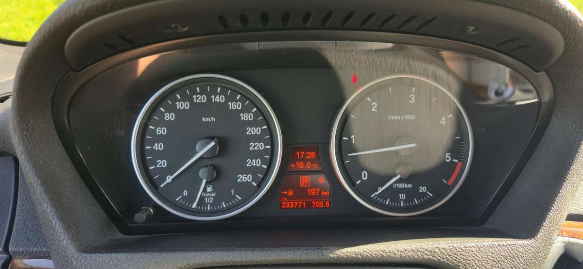 BMW X5, 3.0 l., off-road / crossover