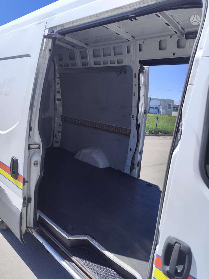 Iveco Daily, 3.0 l., cargo van