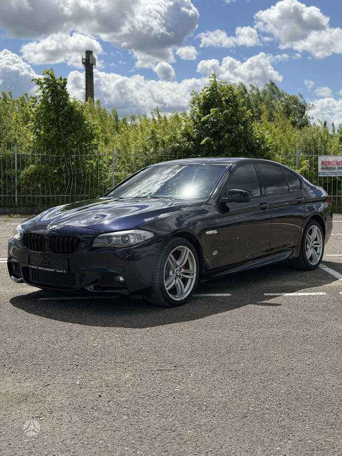 BMW 525, 2.0 l., Седан