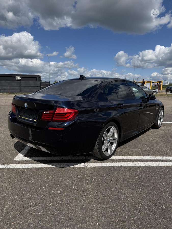 BMW 525, 2.0 l., Седан
