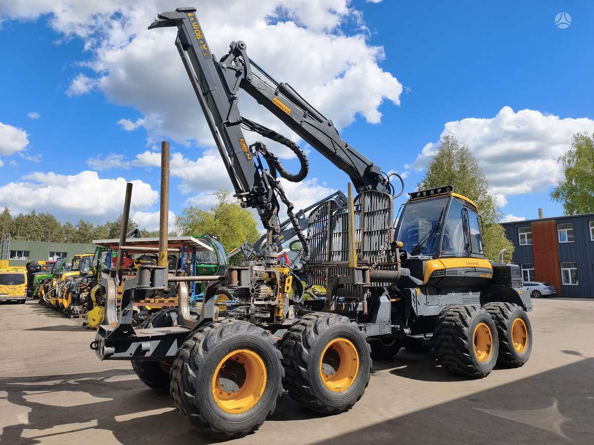 Ponsse Buffalo Dual, forwarders