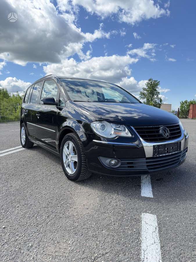 Volkswagen Touran - 5