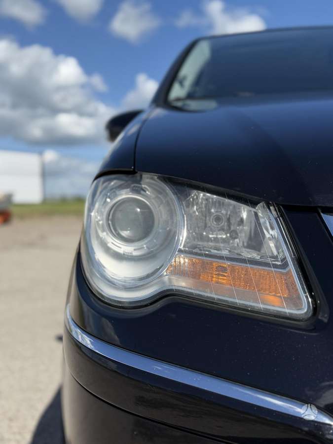 Volkswagen Touran - 7