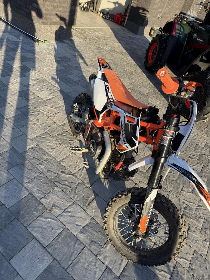 EGL Moto Mad Max 110cc, motocross