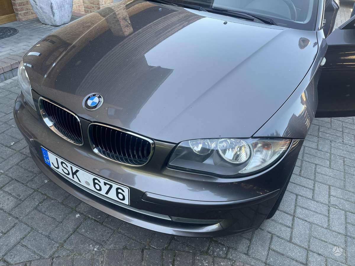 BMW 116, 2.0 l., hatchback