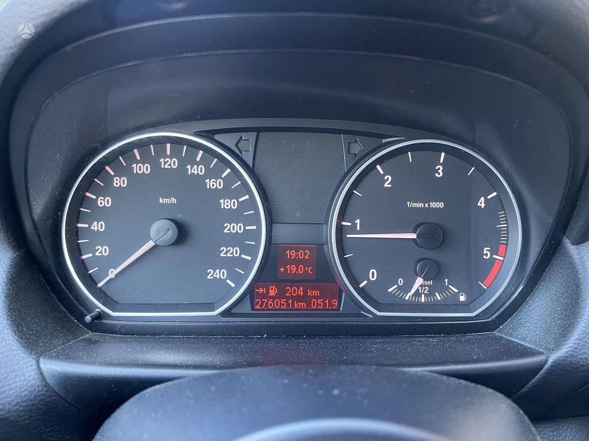 BMW 116, 2.0 l., hatchback