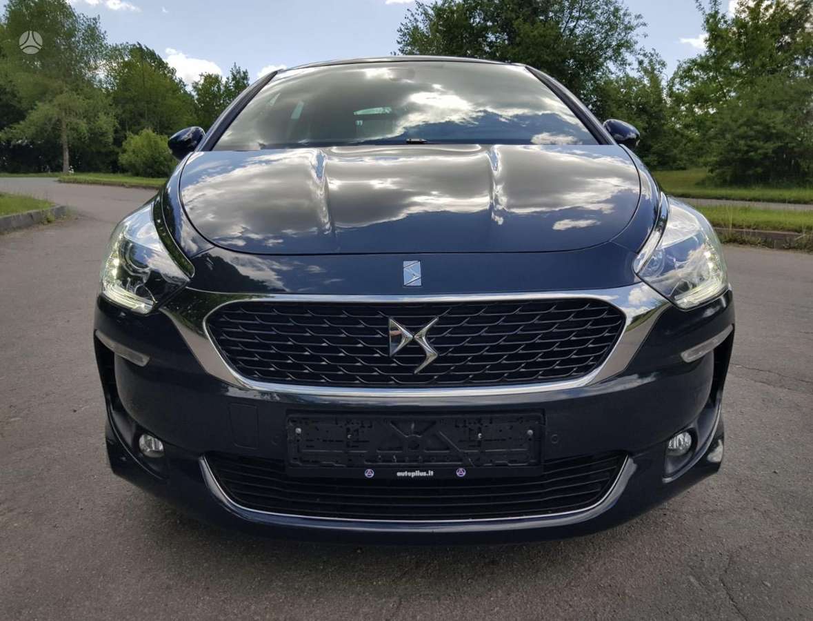 Citroen DS5, 1.6 l., hatchback