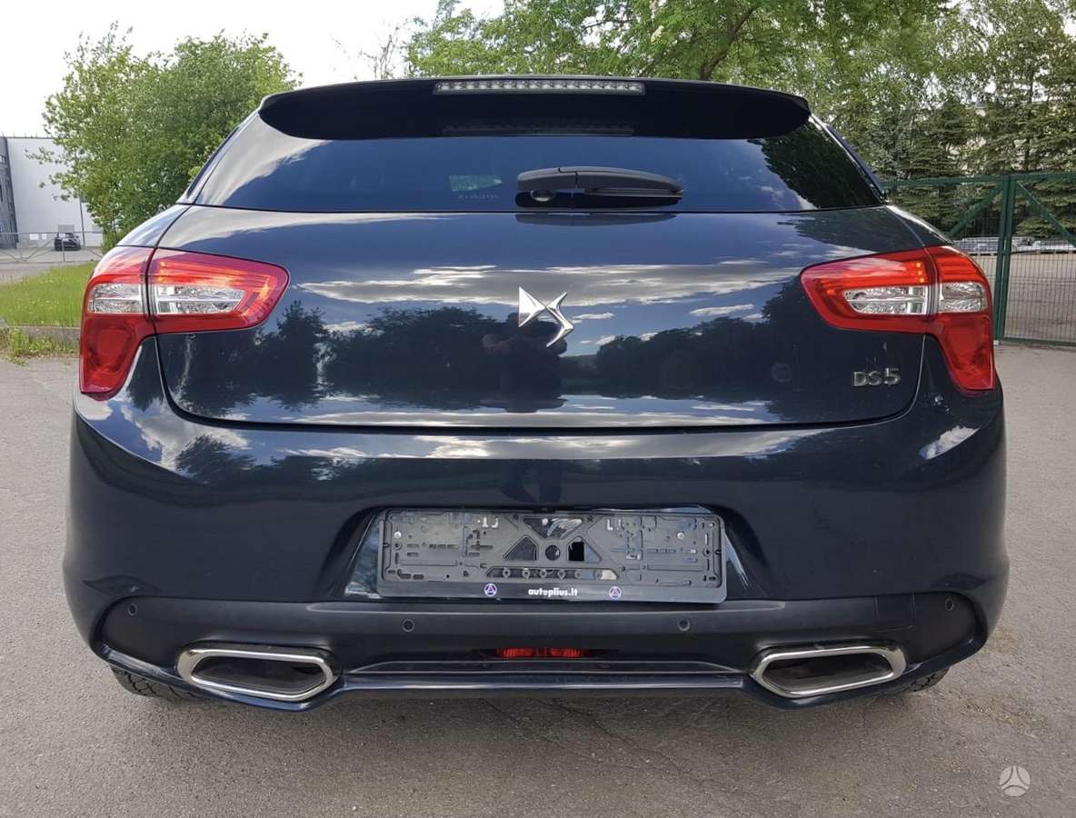 Citroen DS5, 1.6 l., hatchback