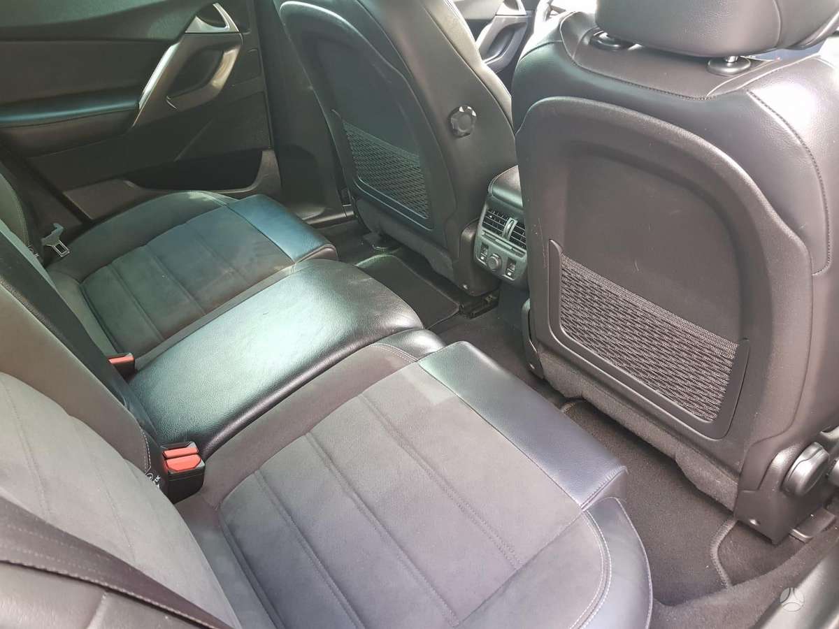 Citroen DS5, 1.6 l., hatchback