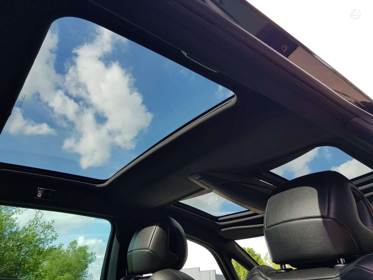 Citroen DS5, 1.6 l., hatchback