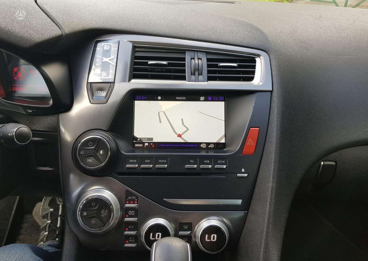 Citroen DS5, 1.6 l., hatchback