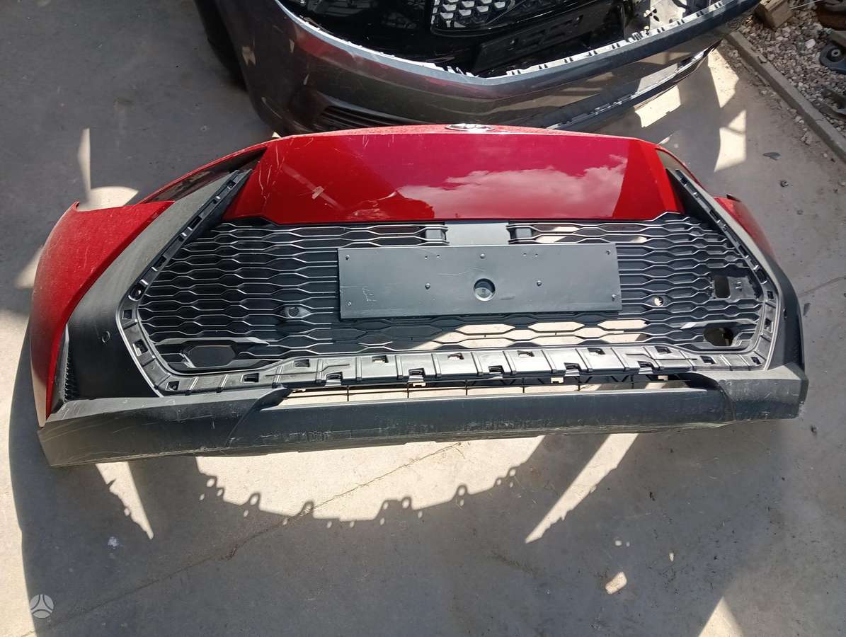 Toyota C-HR детали кузова